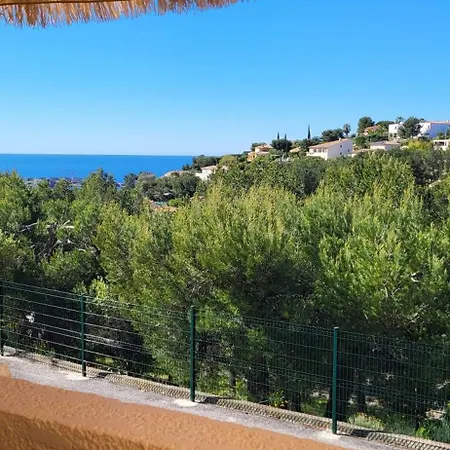 Appartement En Residence Avec Piscine Bandol Exterior photo